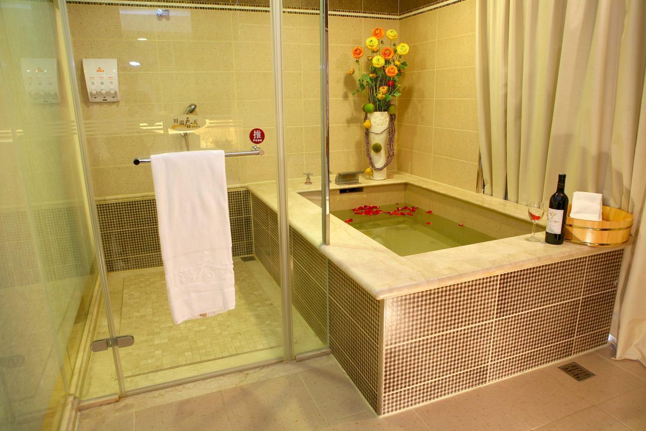 Chuang-Tang Spring Spa Hotel - Deyang Джиаоси Екстериор снимка